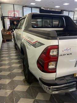 تويوتا هايلوكس